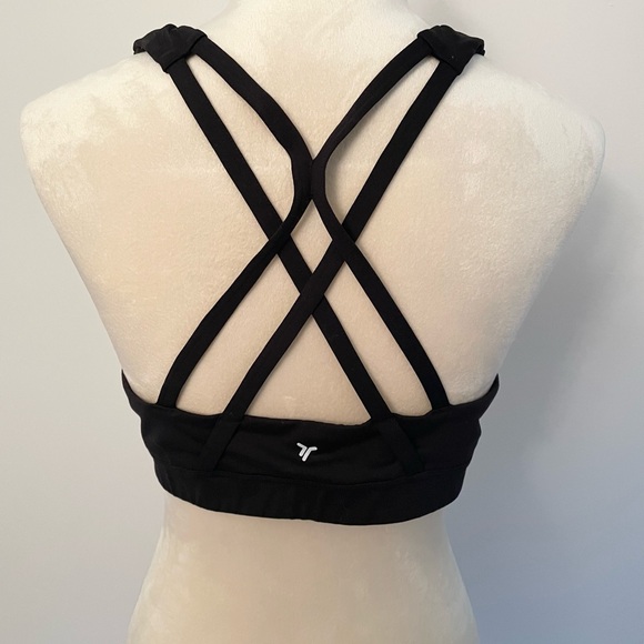 Bundle of 2 Old Navy Power Press Sports Bra XXL - Picture 7 of 8